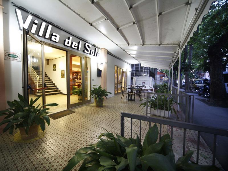Hotel Villa Del Sole Rímini Exterior foto